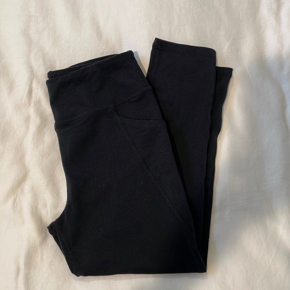 Zella pocket Capri legging